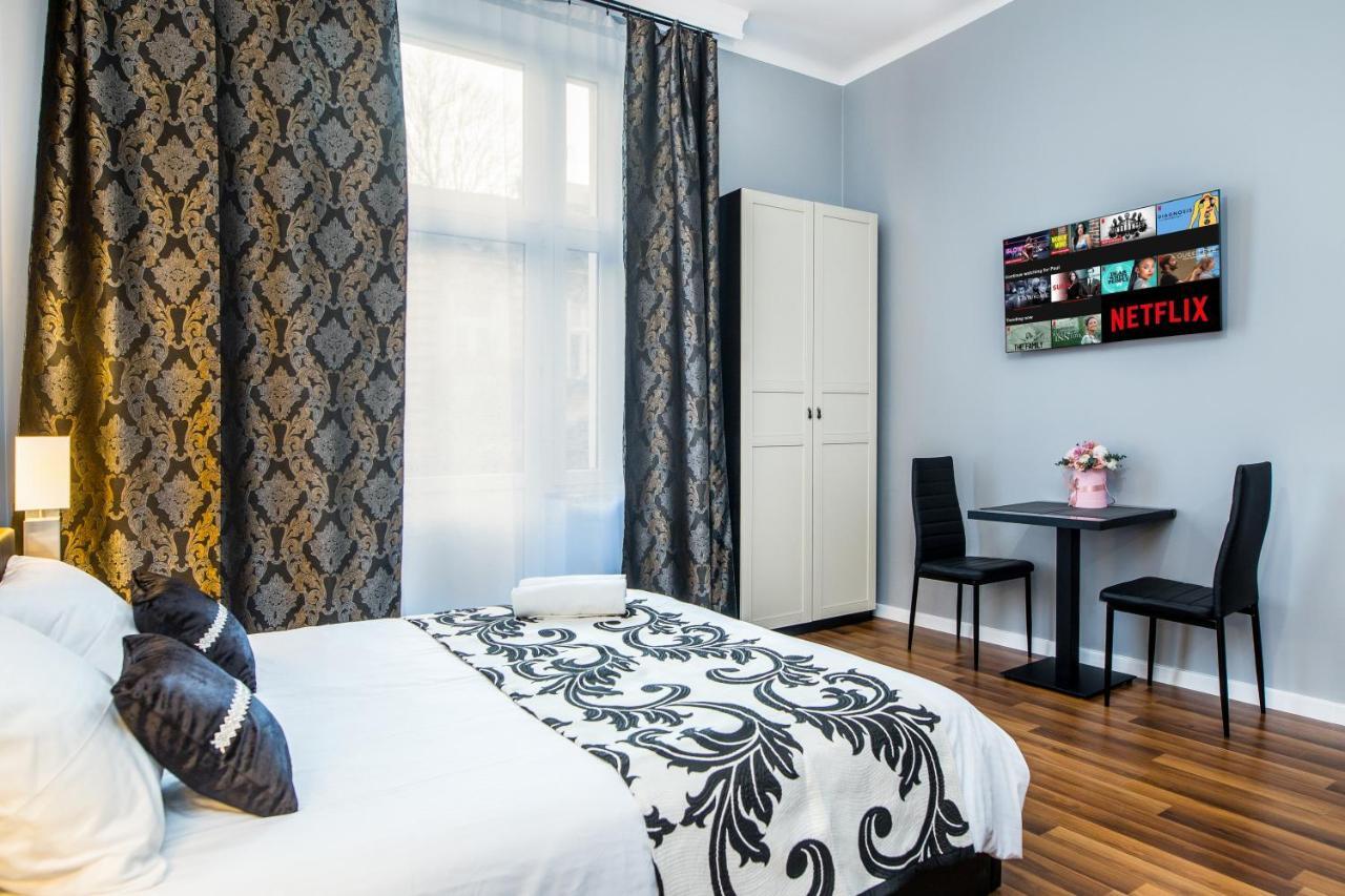 Tribeca City Center Apartments Krakau Buitenkant foto