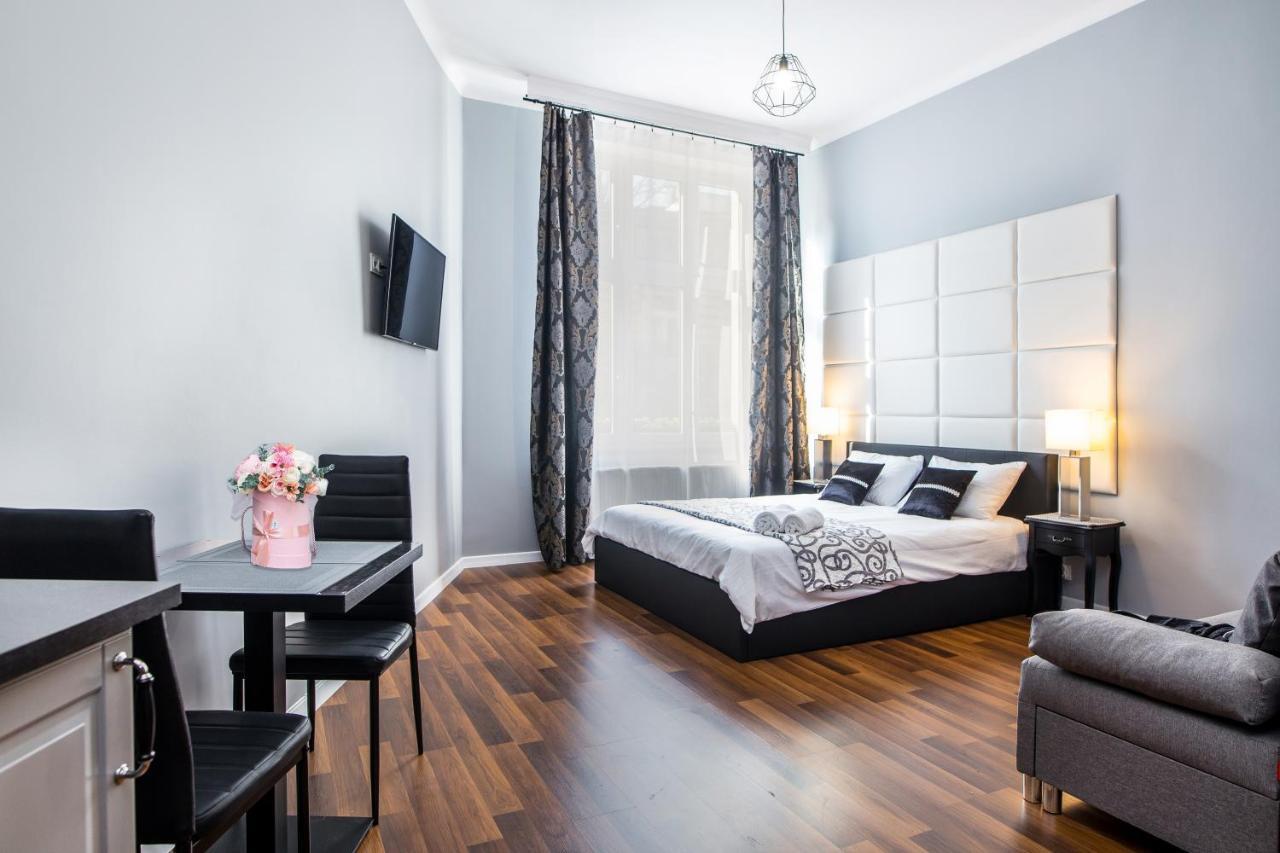 Tribeca City Center Apartments Krakau Buitenkant foto