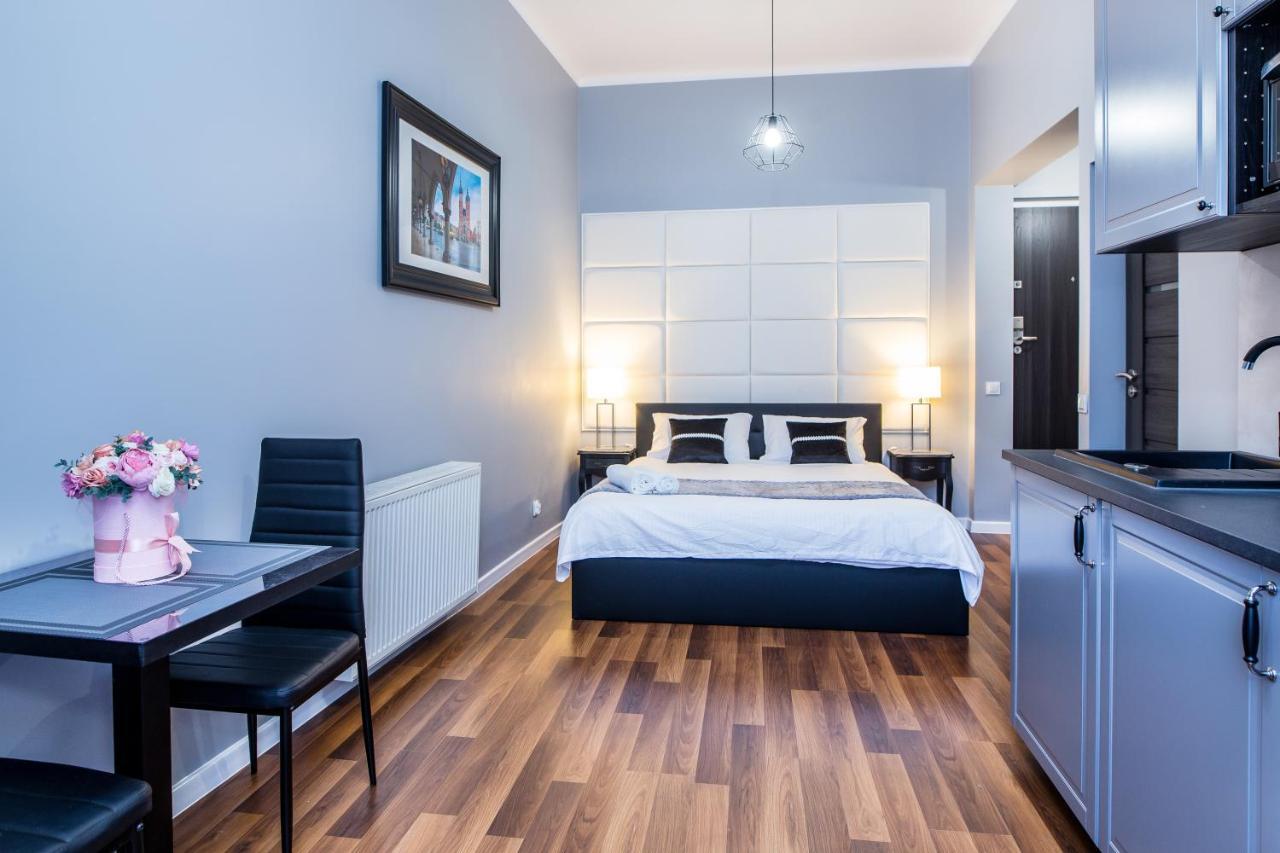 Tribeca City Center Apartments Krakau Buitenkant foto